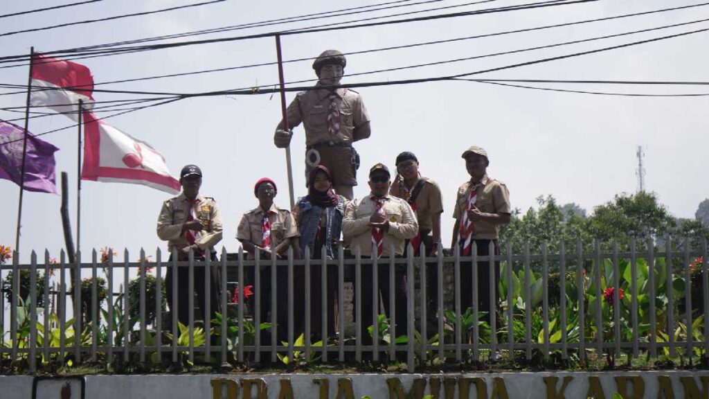 Tugu Pramuka Puncak